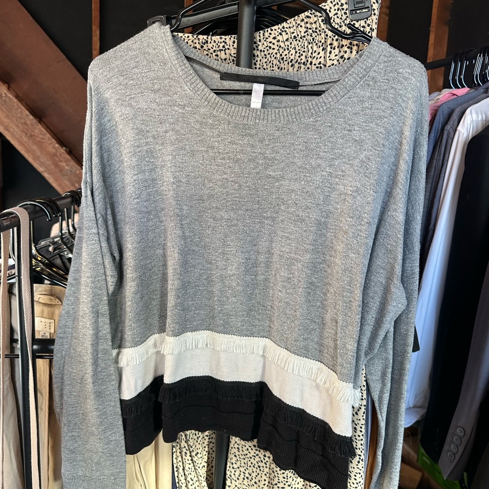 Gray Colorblock Long Sleeve Women's Top